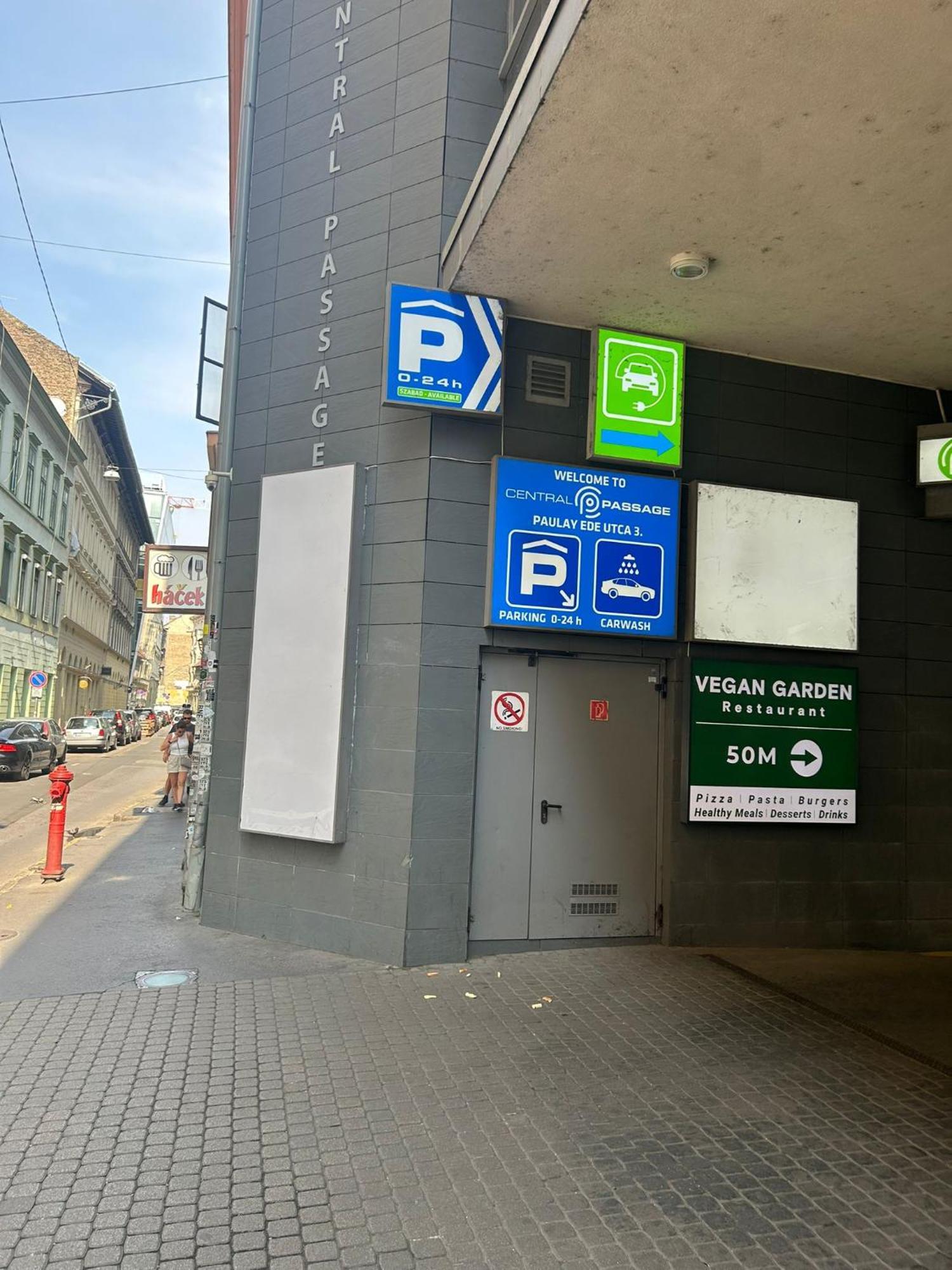 Apartament Vip Jacuzzi Luxury Budapeszt Zewnętrze zdjęcie