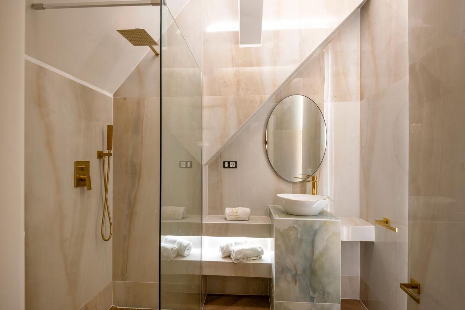 Apartament Vip Jacuzzi Luxury Budapeszt Zewnętrze zdjęcie
