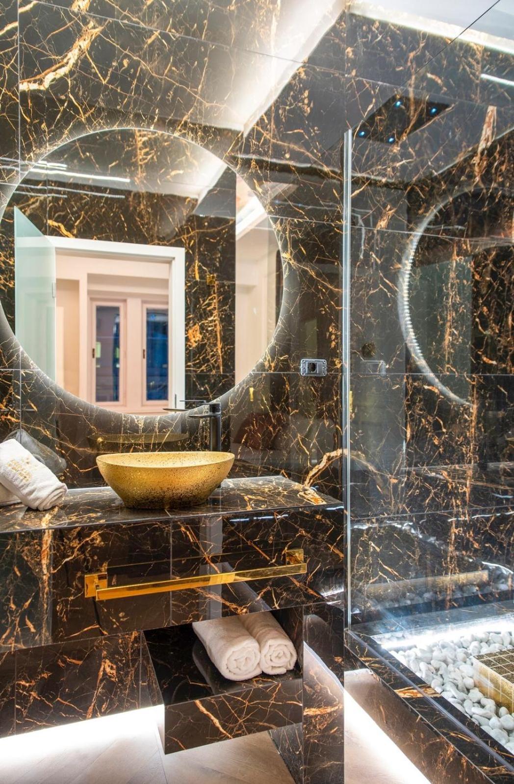 Apartament Vip Jacuzzi Luxury Budapeszt Zewnętrze zdjęcie